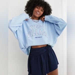 aerie “the chill” west village oversized crewneck NWT